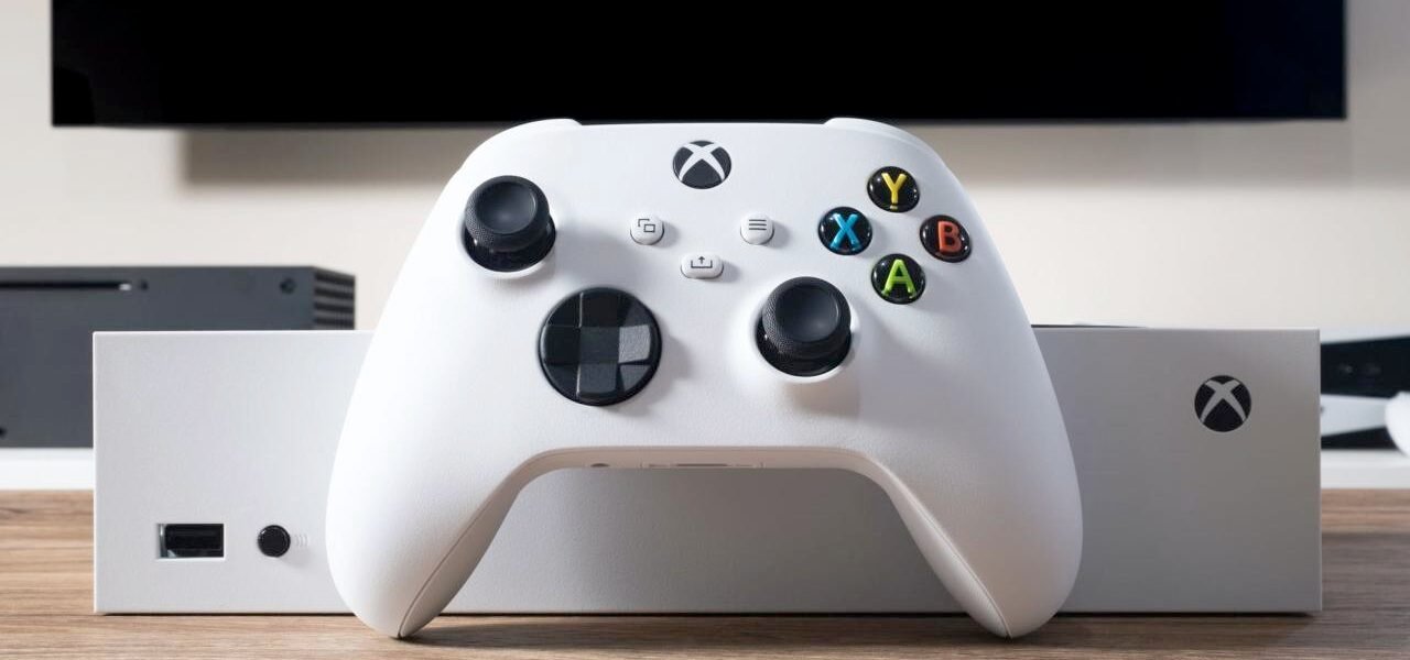 Unauthorized Xbox Controllers Blocked by Microsoft